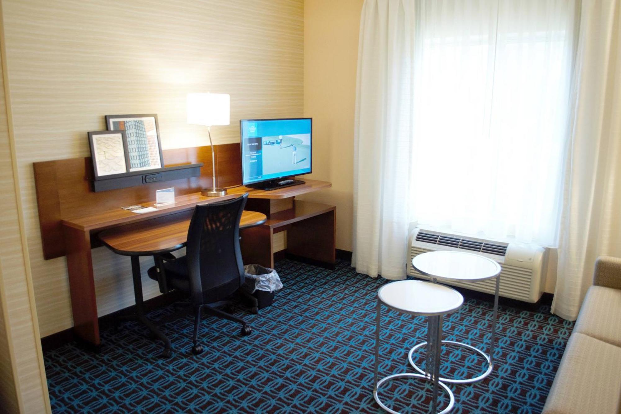 Fairfield Inn & Suites By Marriott Stroudsburg Bartonsville/Poconos Екстериор снимка