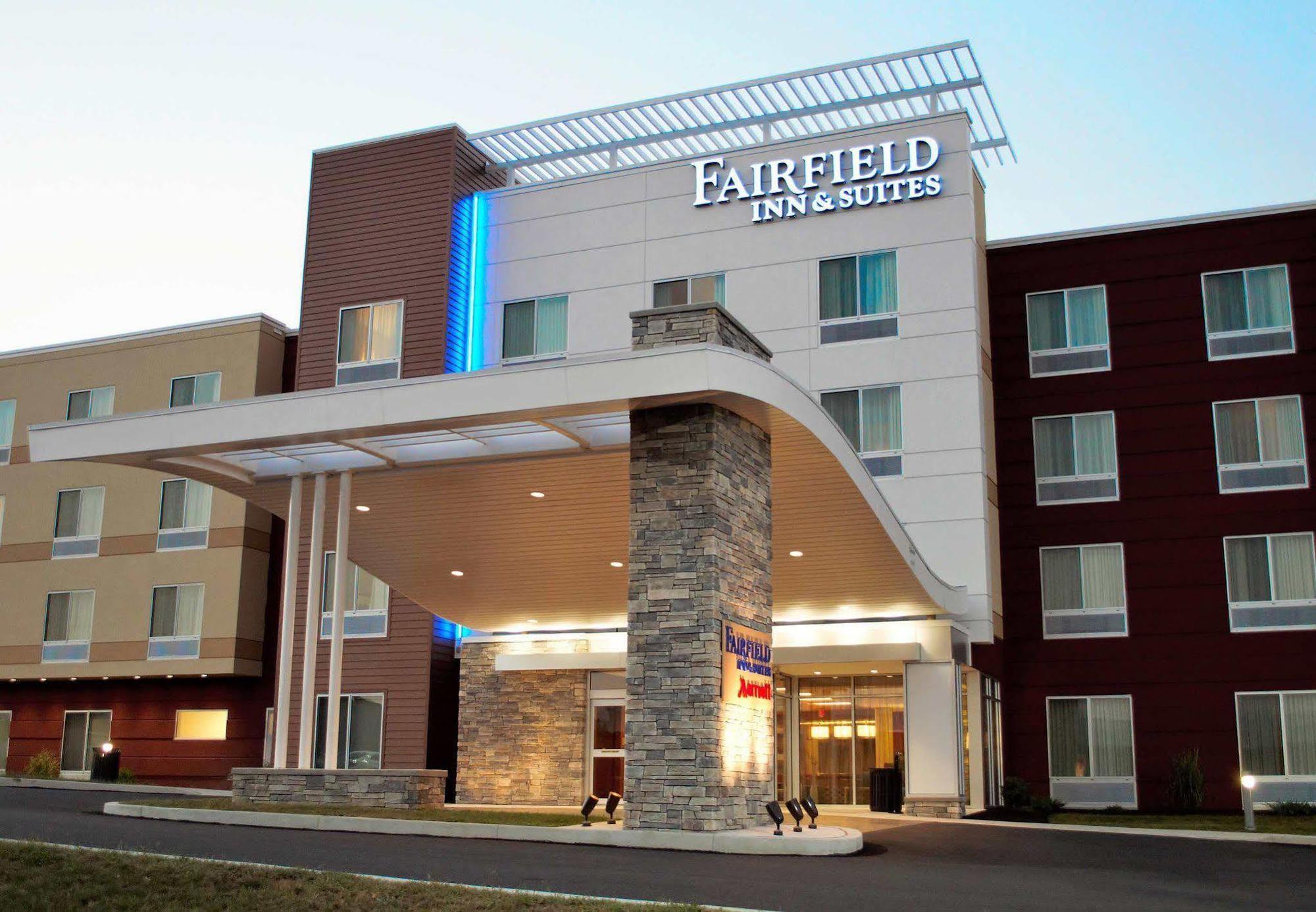 Fairfield Inn & Suites By Marriott Stroudsburg Bartonsville/Poconos Екстериор снимка