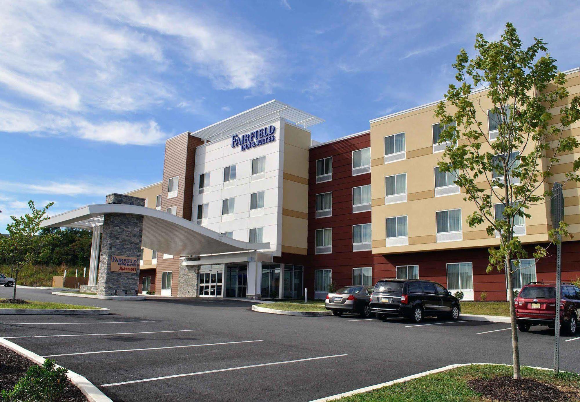 Fairfield Inn & Suites By Marriott Stroudsburg Bartonsville/Poconos Екстериор снимка